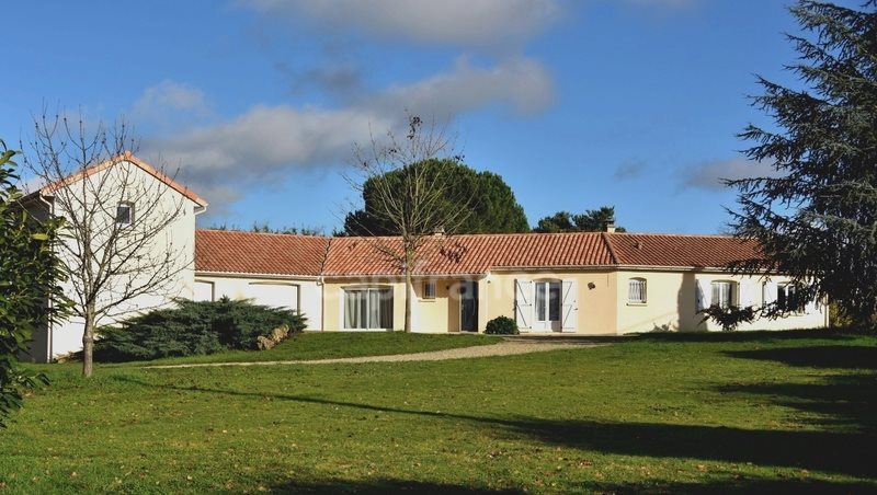 Maison à vendre, 156m², Thuré