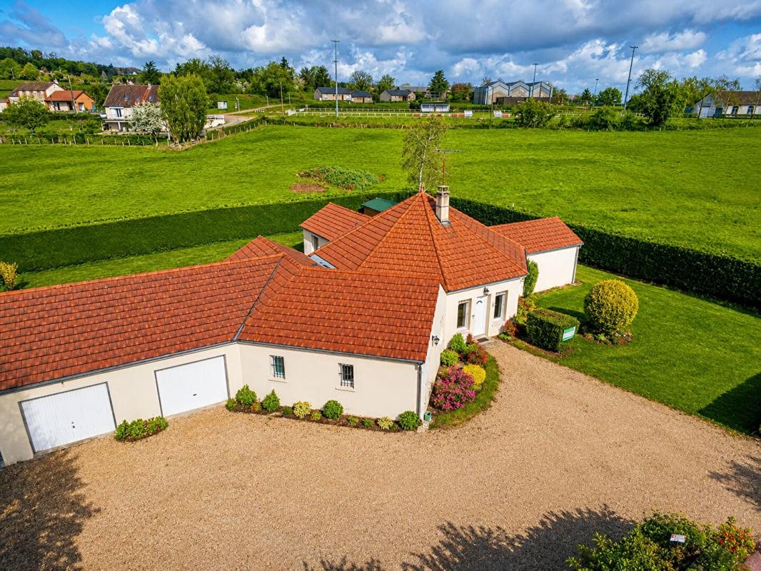 Maison à vendre, 179m², Saint-Saulge