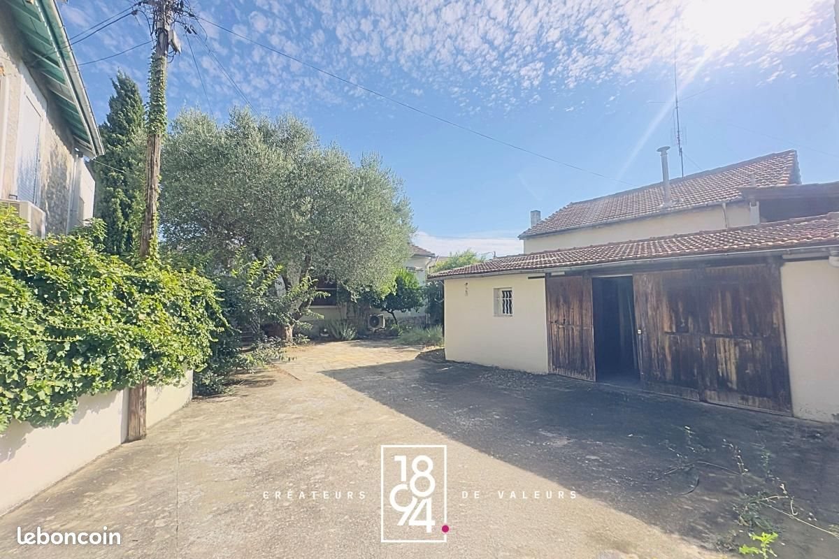 Maison à vendre, 82m², Nîmes