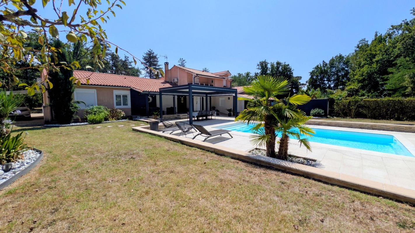 Maison à vendre, 198m², Bergerac