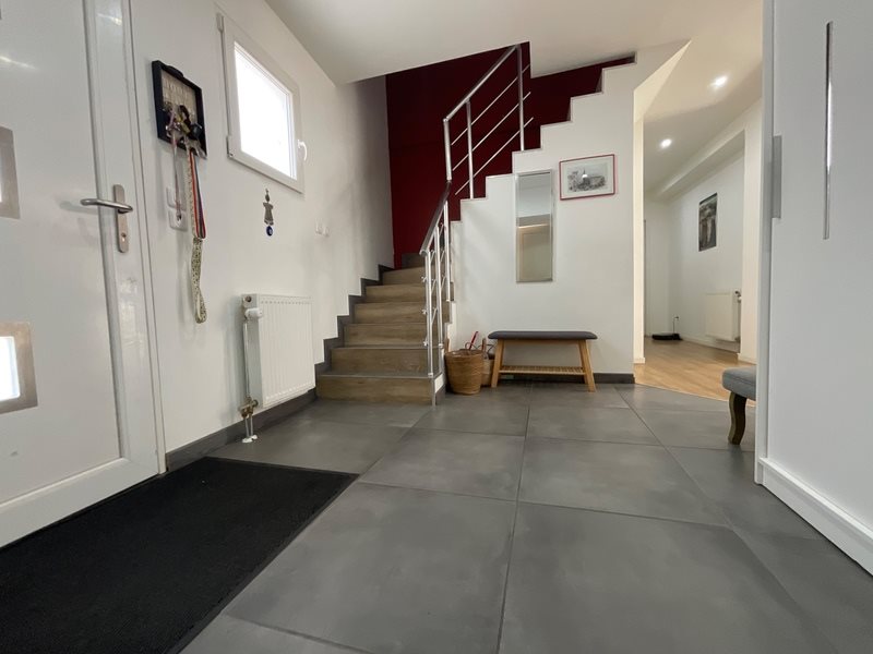Maison à vendre, 157m², Luisant