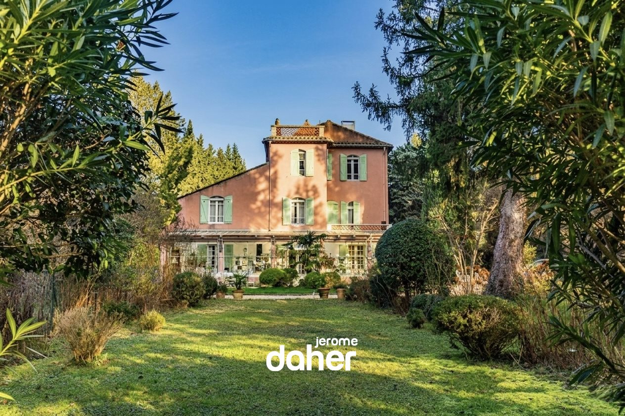 Maison à vendre, 648m², Orgon