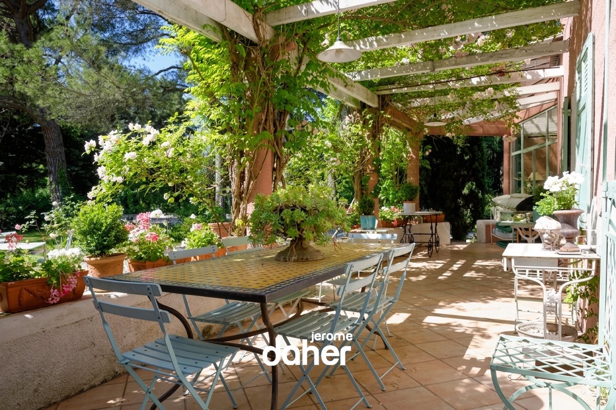 Maison à vendre, 648m², Orgon