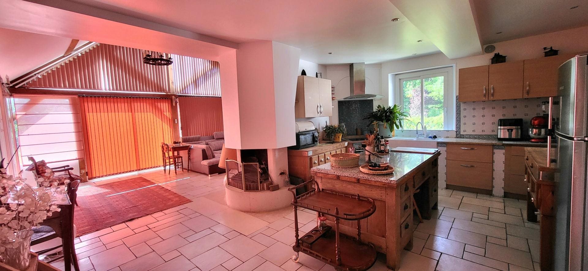 Maison à vendre, 252m², Belhomert-Guéhouville