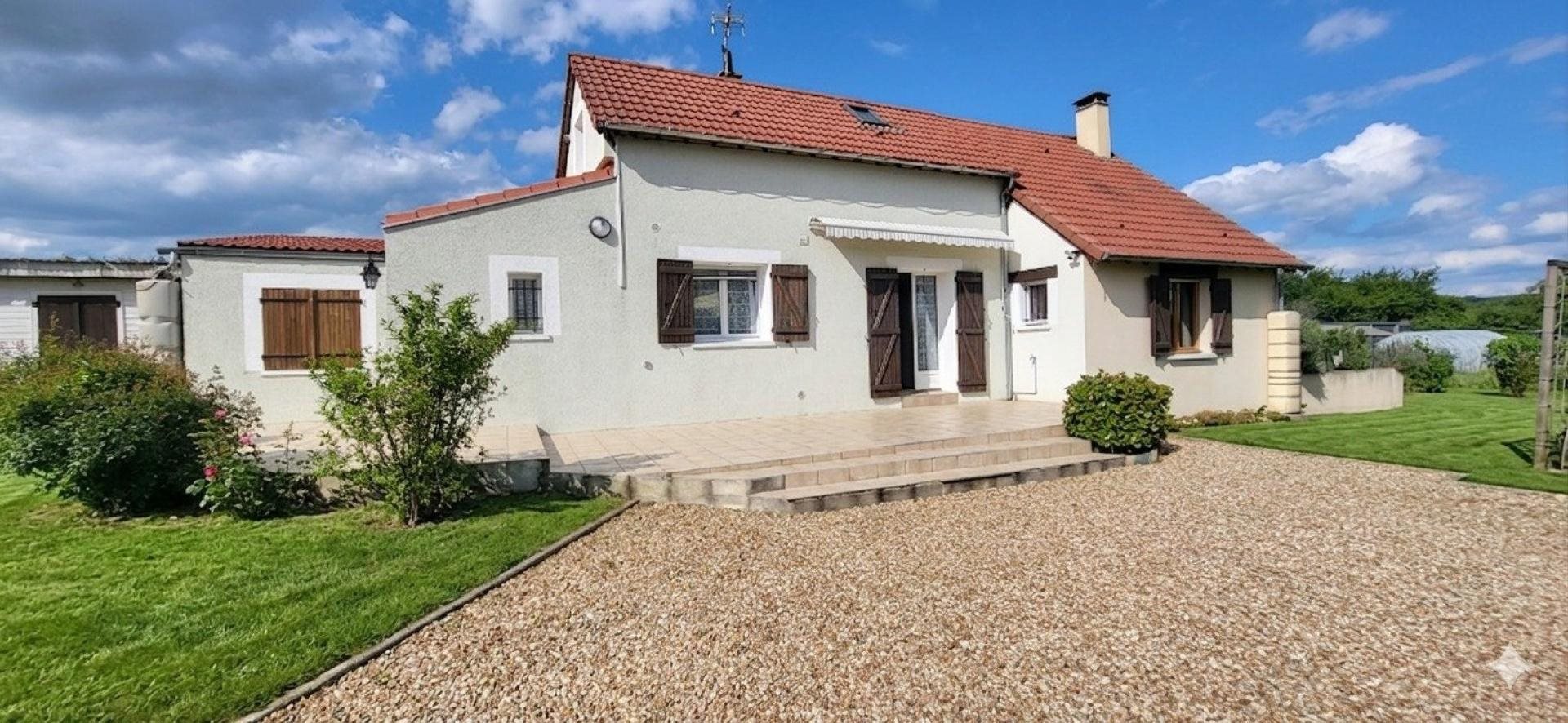 Maison à vendre, 131m², Belhomert-Guéhouville