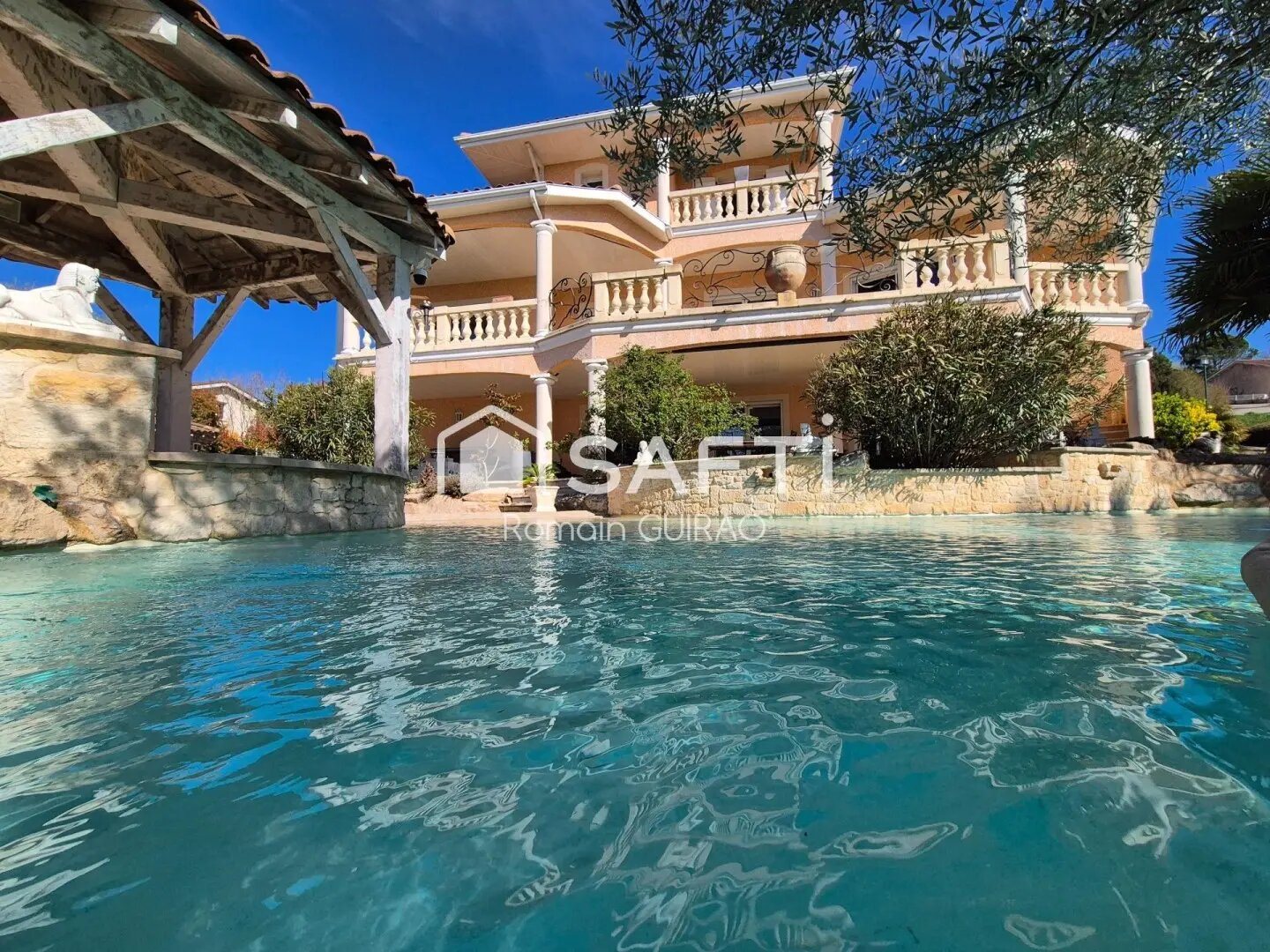 Maison à vendre, 365m², Revonnas