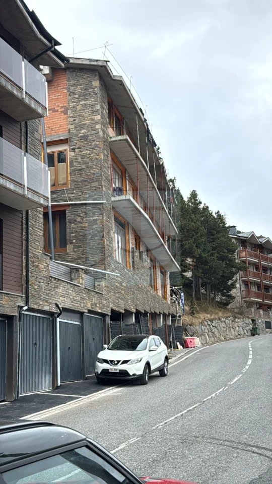 2-bedroom flat for sale in Meritxell, Canillo · 3 of 8