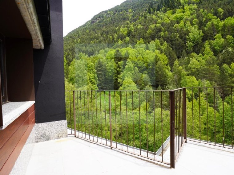 3-bedroom penthouse for sale in Llorts, Ordino · 4 of 59