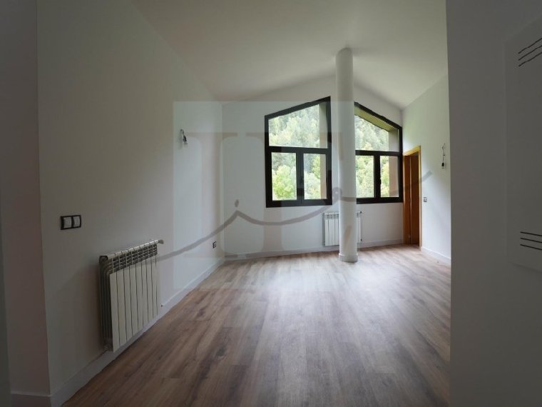 3-bedroom penthouse for sale in Llorts, Ordino · 5 of 59