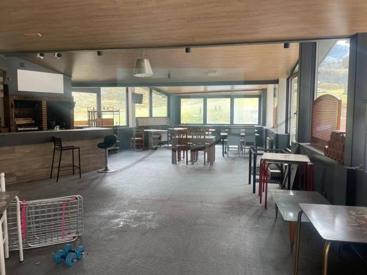 Commercial premises for sale in Pas de la Casa, Encamp · 15 of 25