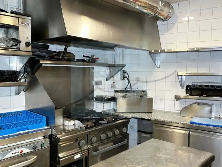 Commercial premises for sale in Escaldes-Engordany · 2 of 3
