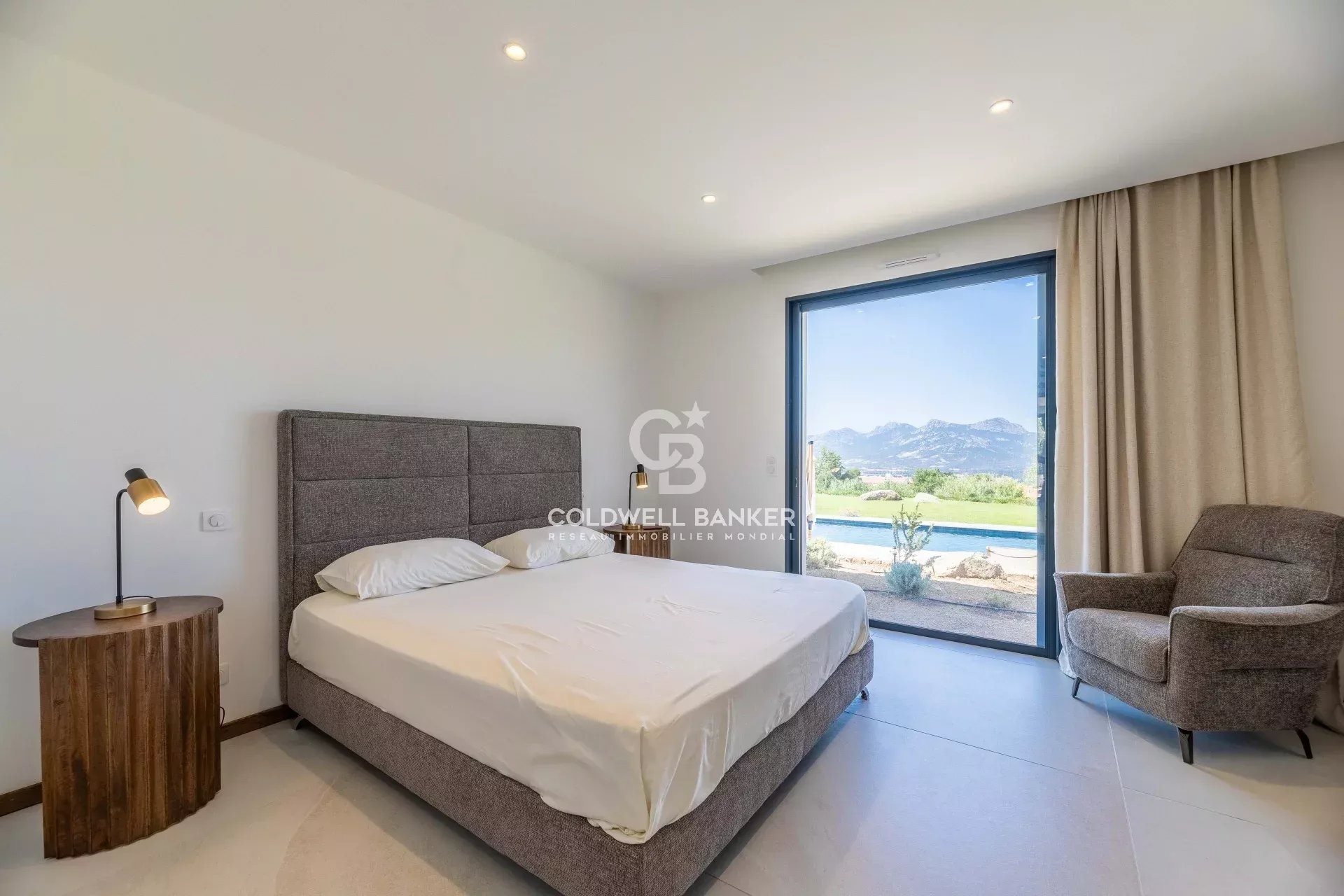 Maison à vendre, 380m², Lumio