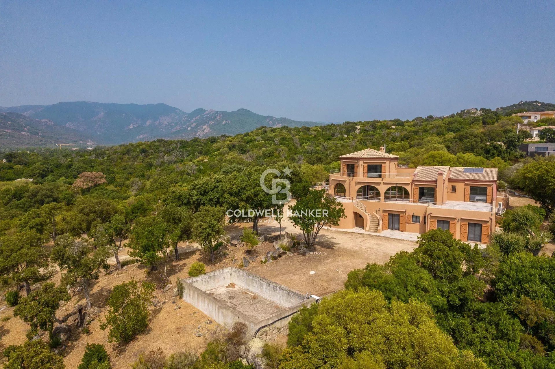 Maison à vendre, 351m², Porto-Vecchio