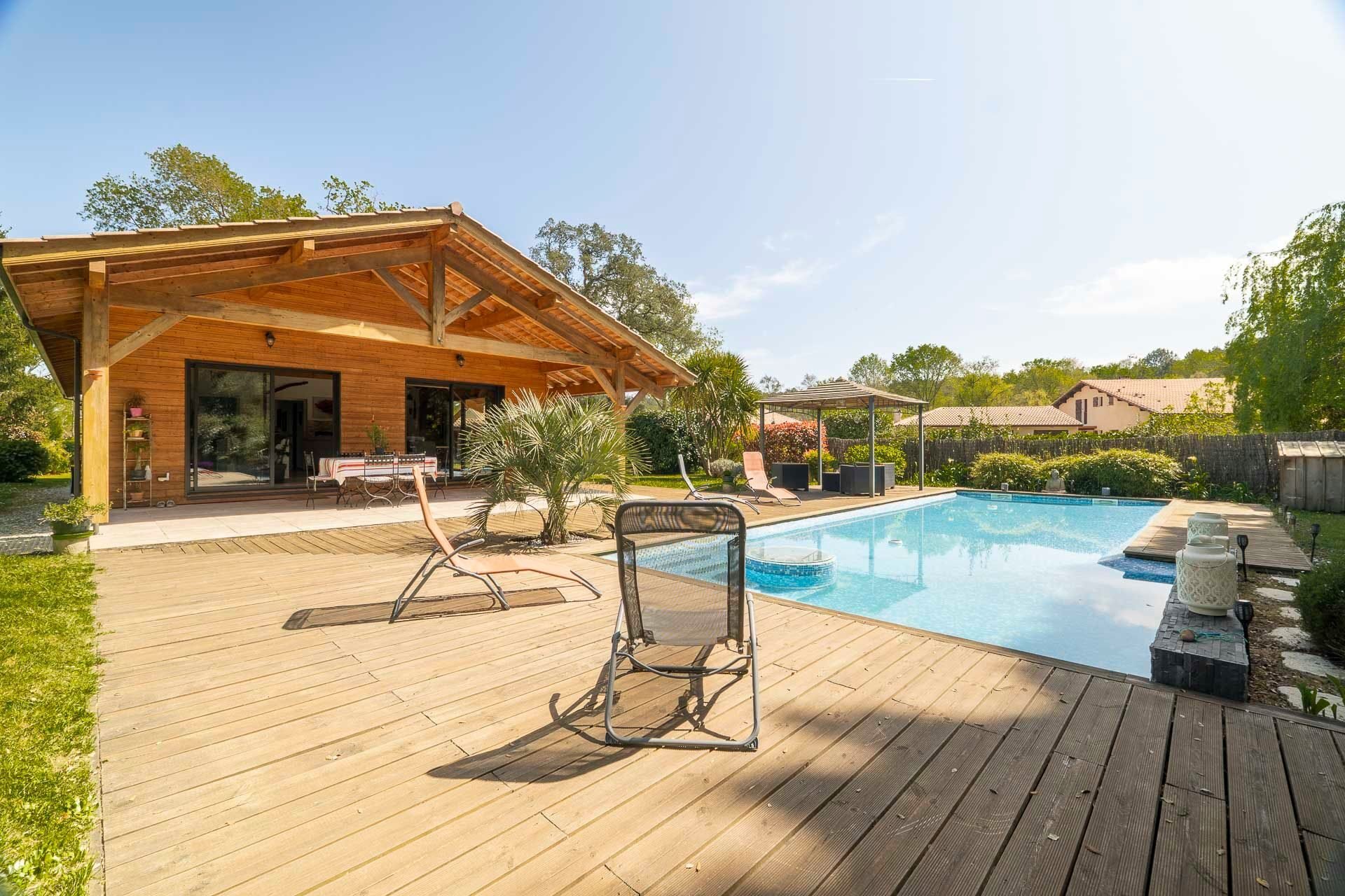 Maison à vendre, 113m², Saint-Michel-Escalus