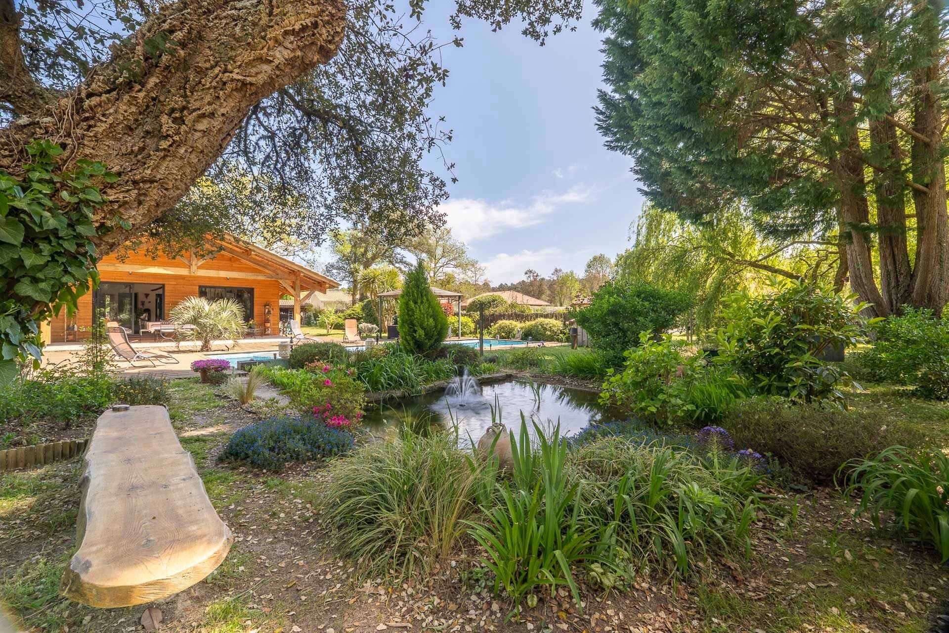 Maison à vendre, 113m², Saint-Michel-Escalus