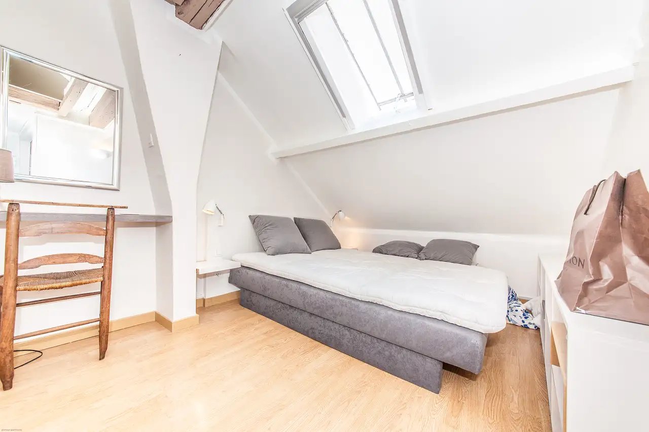 Maison à louer, 49m², Paris 8ème