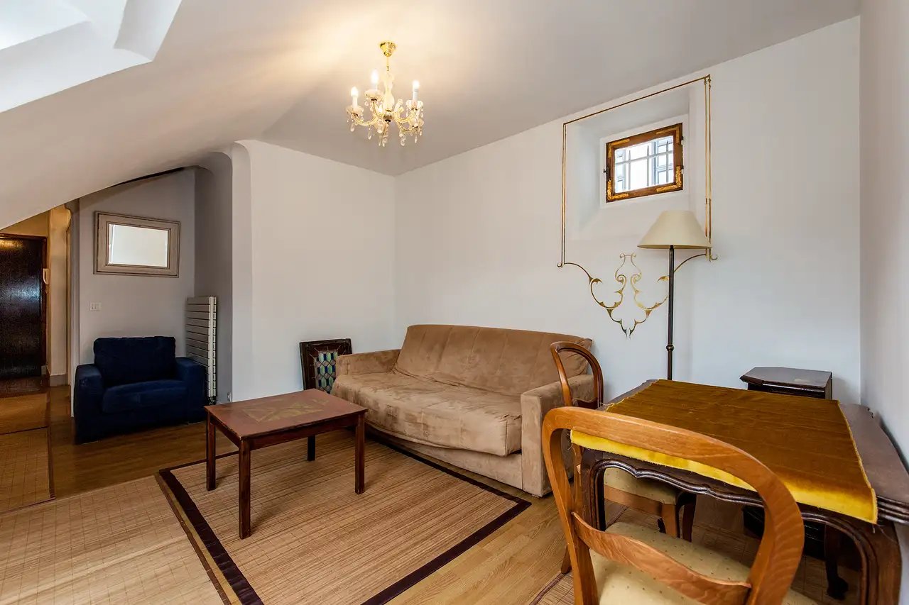 Maison à louer, 42m², Paris 8ème