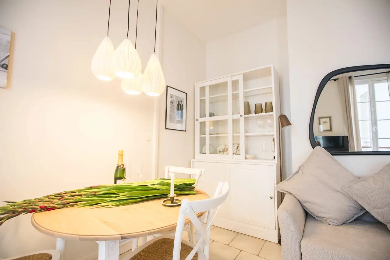 Maison à louer, 40m², Paris 8ème
