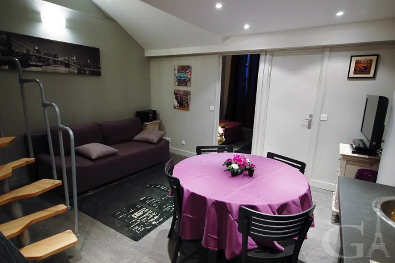 Maison à louer, 40m², Paris 7ème