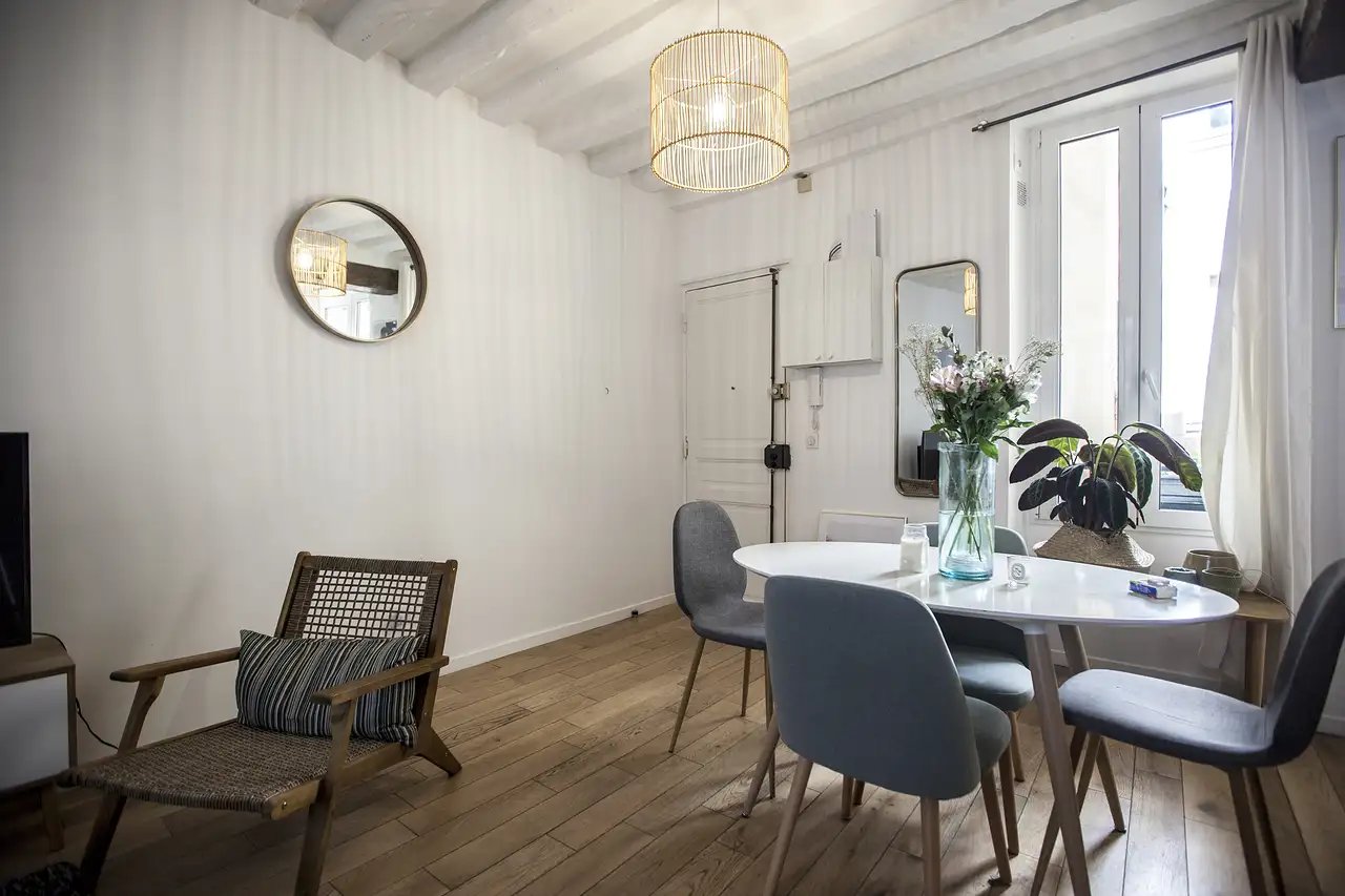 Maison à louer, 43m², Paris 1er
