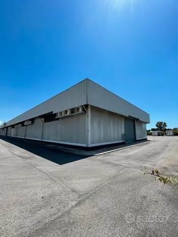 Maison à louer, 500m², Manosque