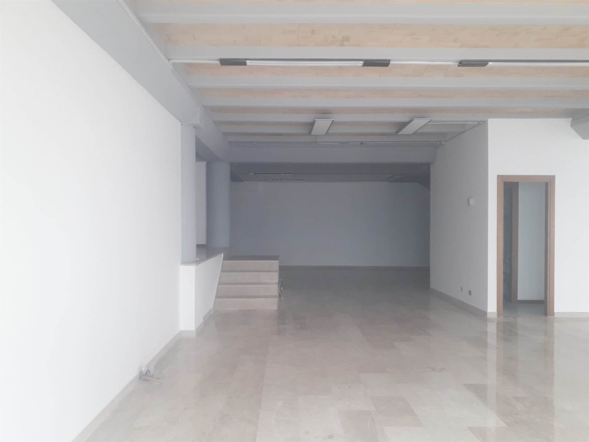 Maison à louer, 180m², Manosque