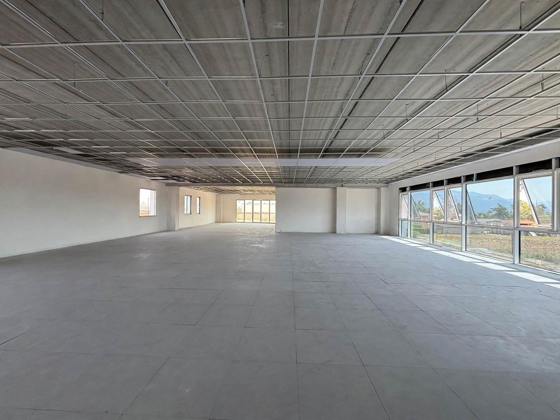 Maison à louer, 311m², Manosque