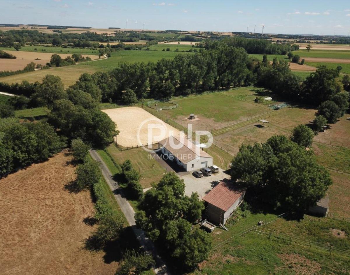 Maison à vendre, 150m², Bernay-Saint-Martin