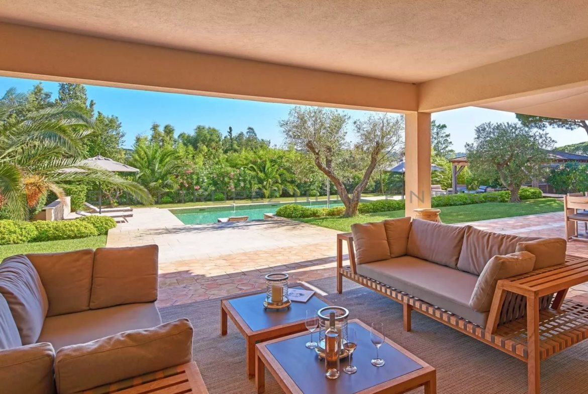 Maison à vendre, 240m², Saint-Tropez