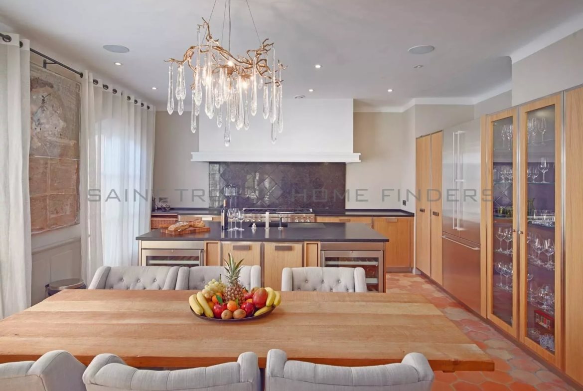 Maison à vendre, 240m², Saint-Tropez