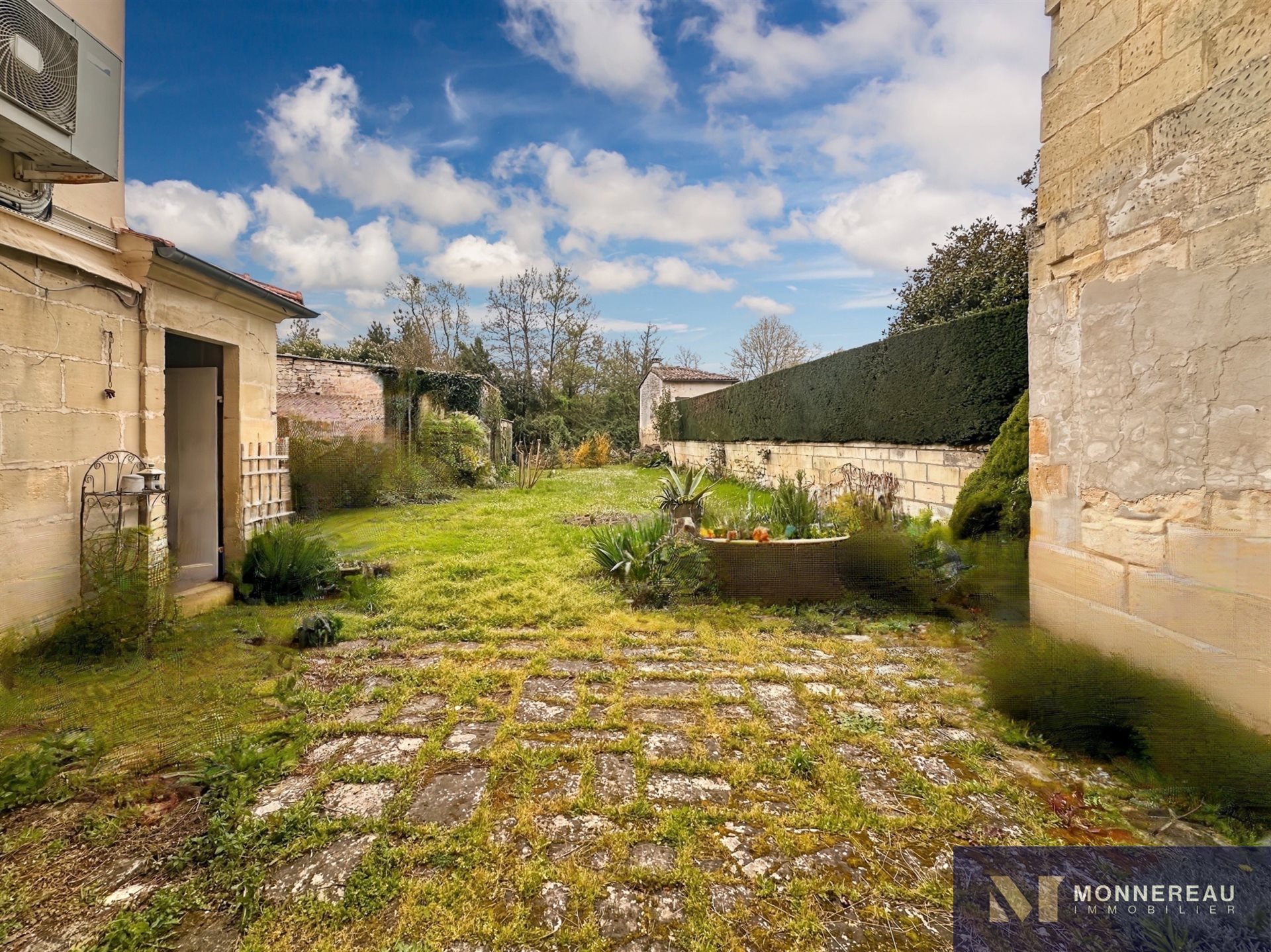 Maison à vendre, 250m², Jonzac