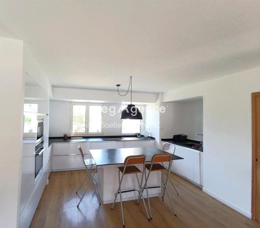 Maison à vendre, 176m², Etrelles