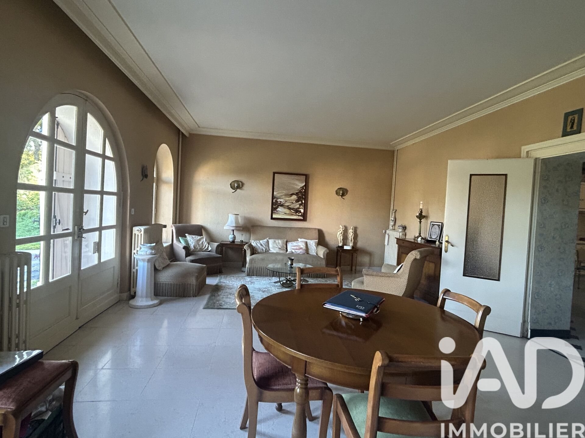 Maison à vendre, 185m², Bézenet