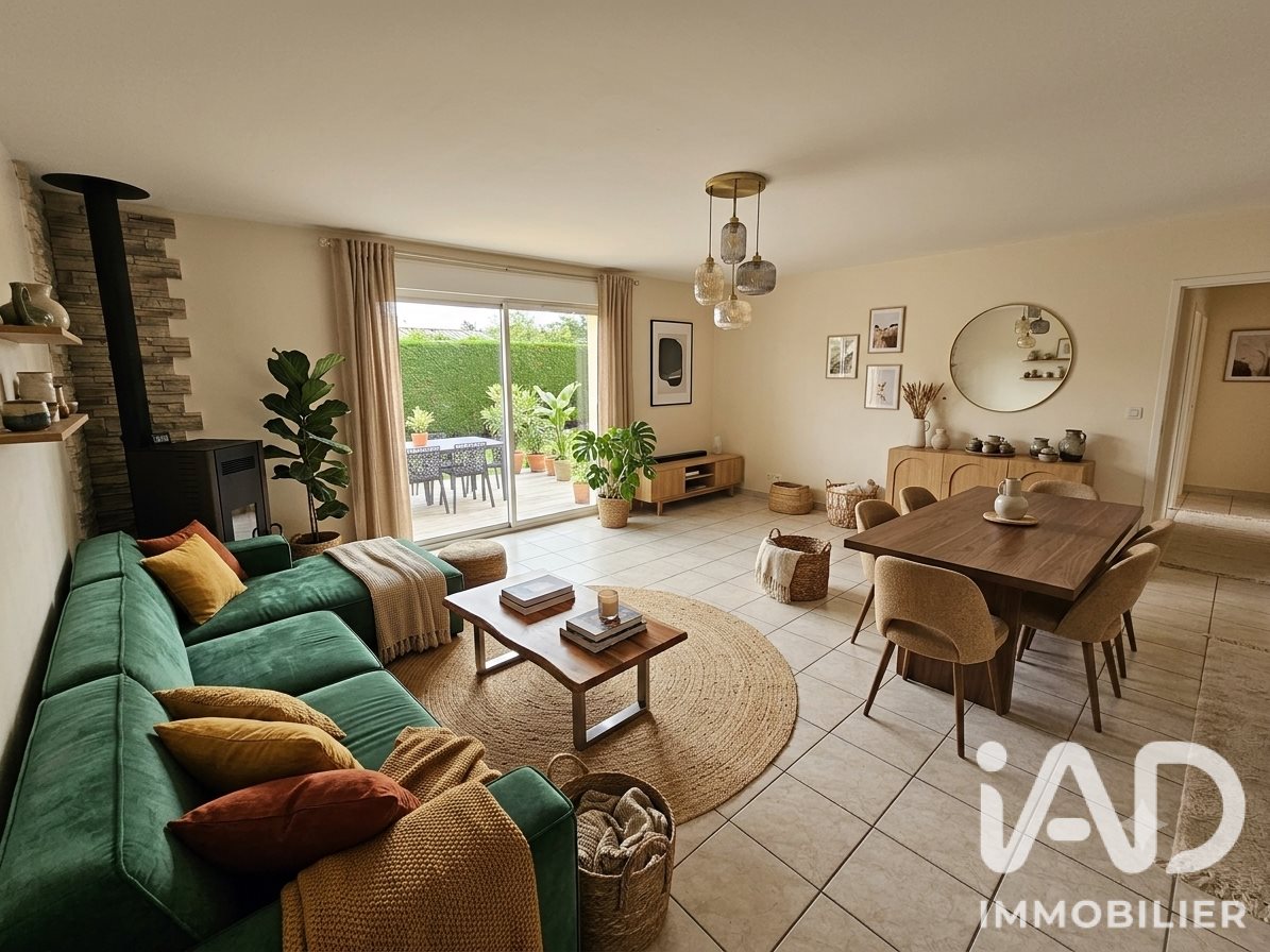 Maison à vendre, 87m², Saint-Georges-des-Coteaux