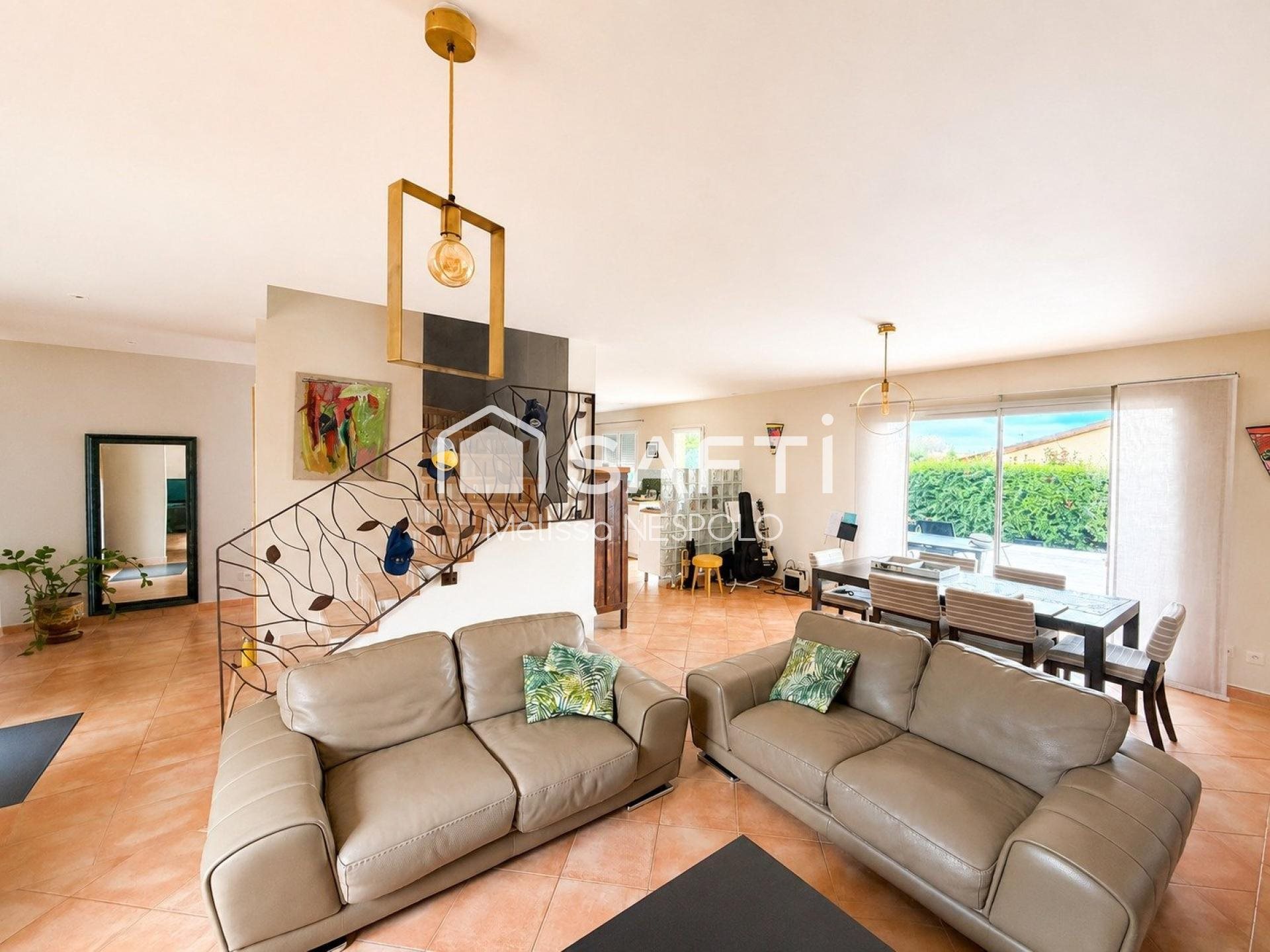 Maison à vendre, 153m², Lherm