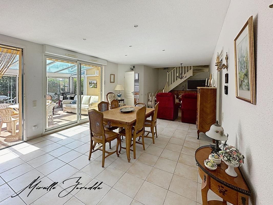 Maison à vendre, 124m², Jonquières-Saint-Vincent