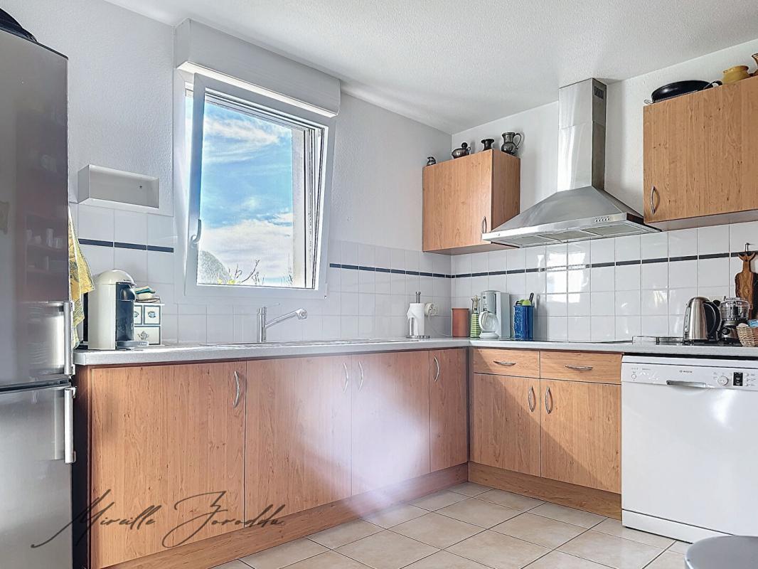 Maison à vendre, 124m², Jonquières-Saint-Vincent