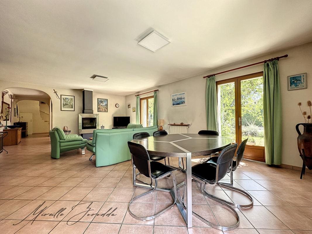 Maison à vendre, 128m², Saint-Rémy-de-Provence