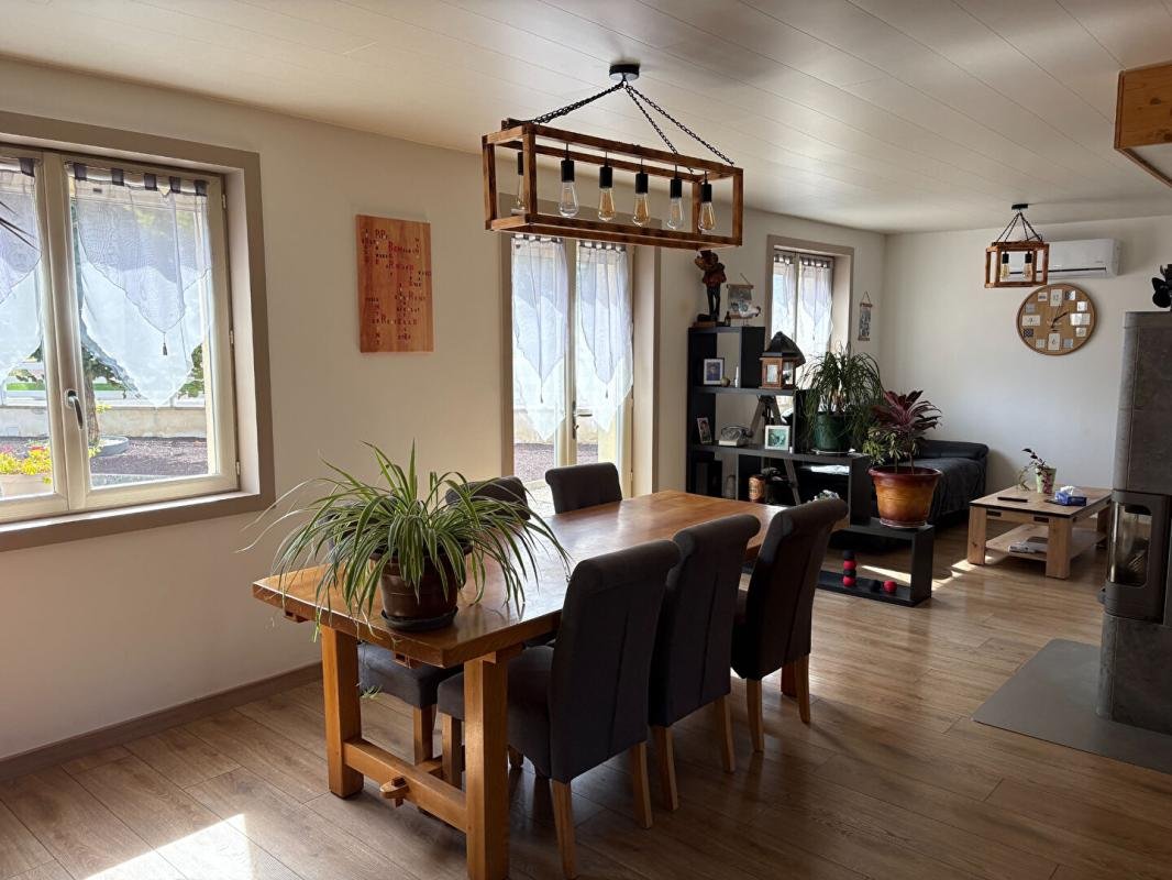 Maison à vendre, 103m², Etival