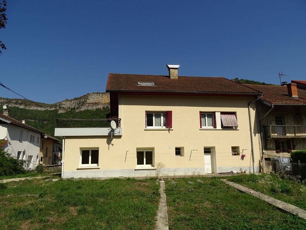 Maison à vendre, 185m², Vaux-lès-Saint-Claude