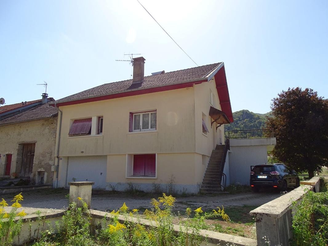 Maison à vendre, 185m², Vaux-lès-Saint-Claude
