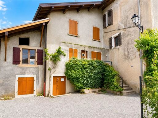 Maison 5 pièces 105 m² · à Sciez · 105 m² · 245 000 €
