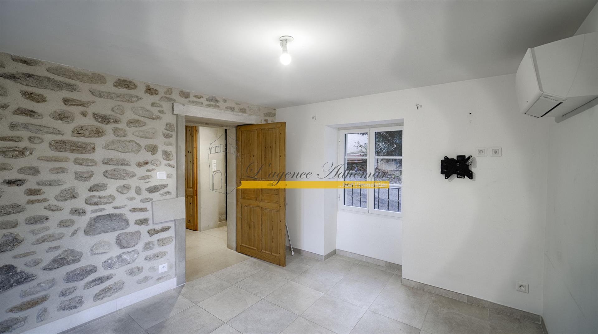 Maison à vendre, 76m², Grignan