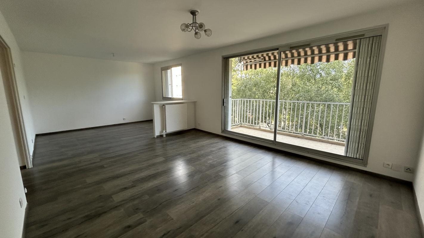 Appartement à louer, 83m², Oullins