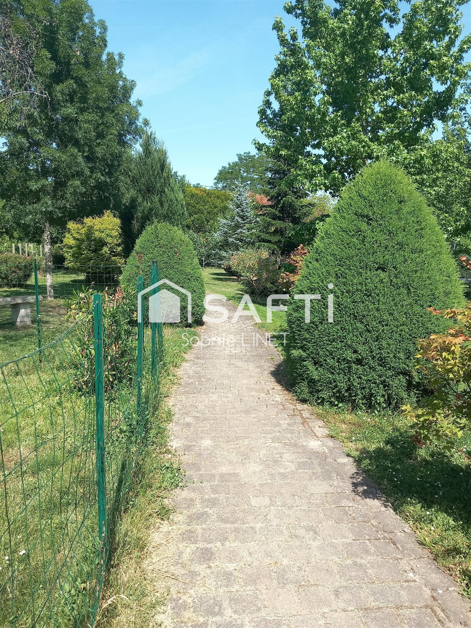 Maison à vendre, 159m², Bellac