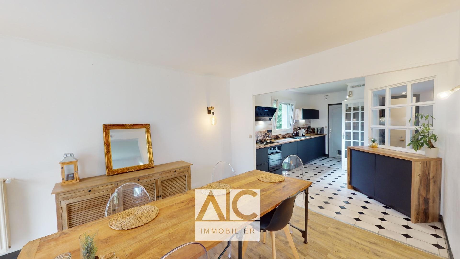 Maison à vendre, 145m², Tréguidel