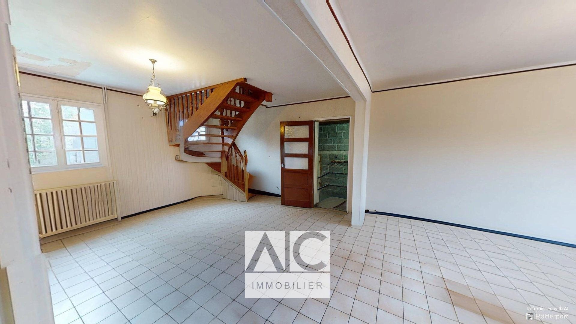 Maison à vendre, 102m², Lanrivain