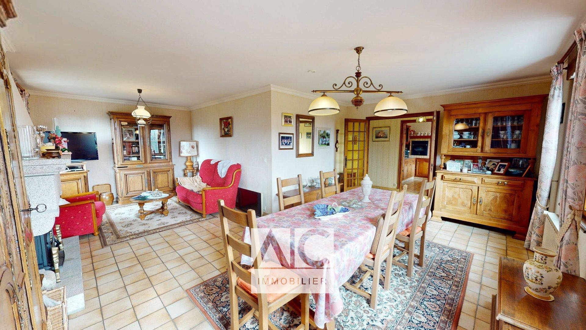 Maison à vendre, 122m², Plounévez-Quintin