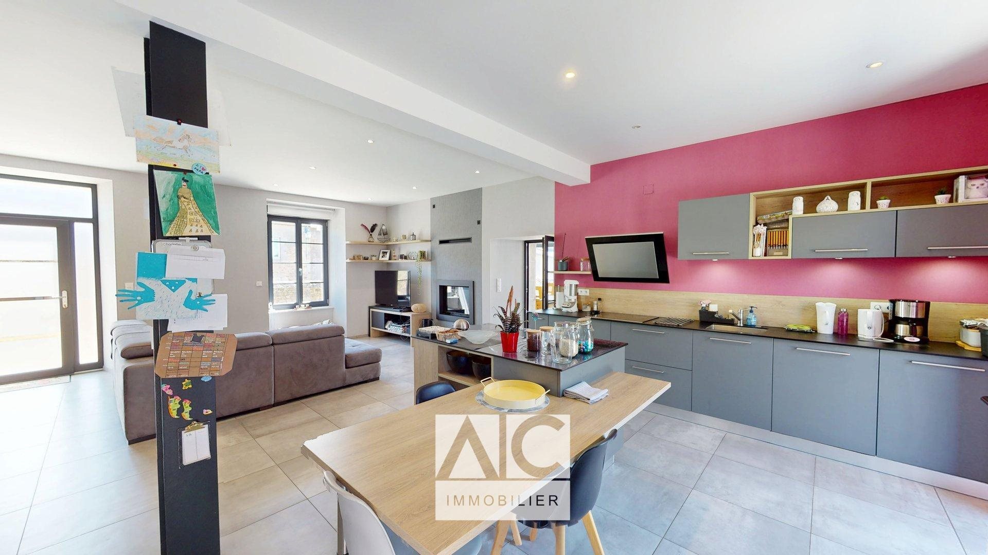 Maison à vendre, 225m², Lanvollon