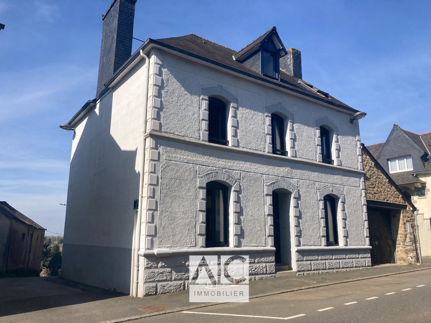 Maison à vendre, 156m², Rostrenen